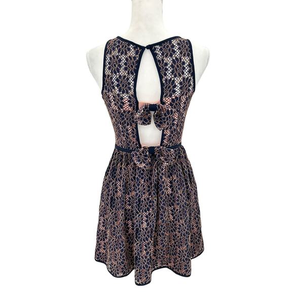 Minuet Deep Blue Pink Midi Bow Detail Lace Embroidered Dress Size Small Wedding - Picture 4 of 14